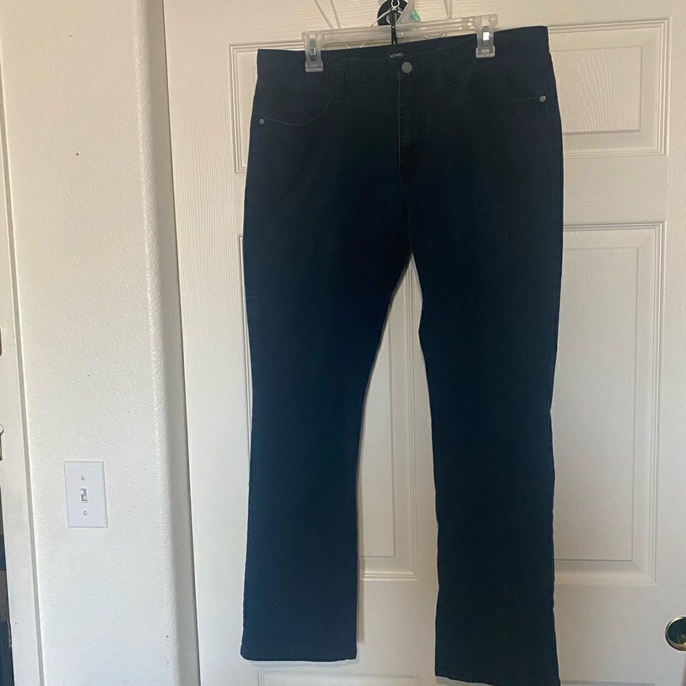 ALFANI Men’s Stretch Jeans Size 36” x 30”
